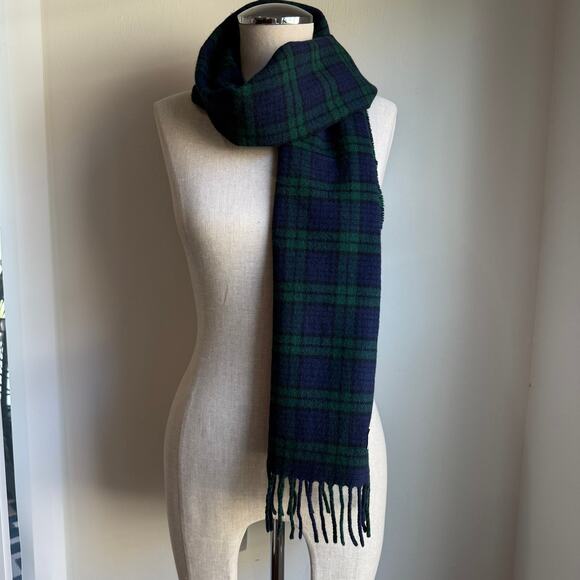 L.L.Bean Wool Blend Plaid Scarf Green Blue Tartan Made in Italy 50"x12" - Picture 2 of 5